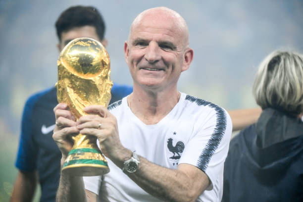 技场上拼搏 技场上拼搏